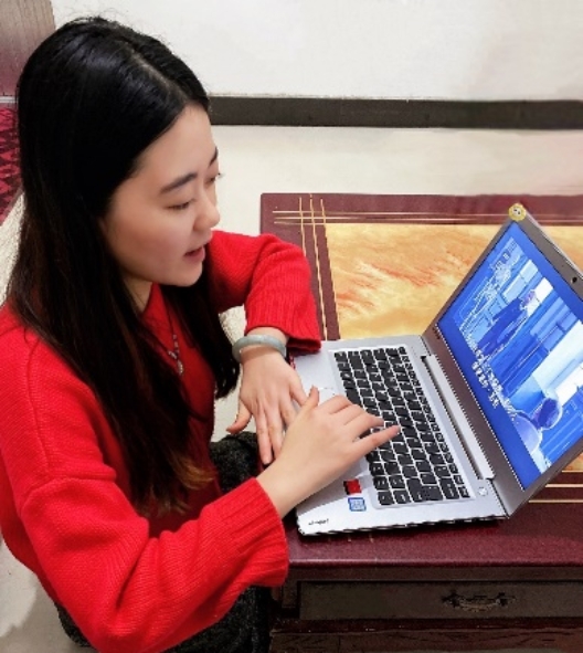 D:\明光分园开园\2020明光资料\明光分部美篇照片与文字\2020.2.13 明光公众号文字和照片\2020.2.13 明光公众号文字和照片\10【看电影】照片\张倩文.jpg