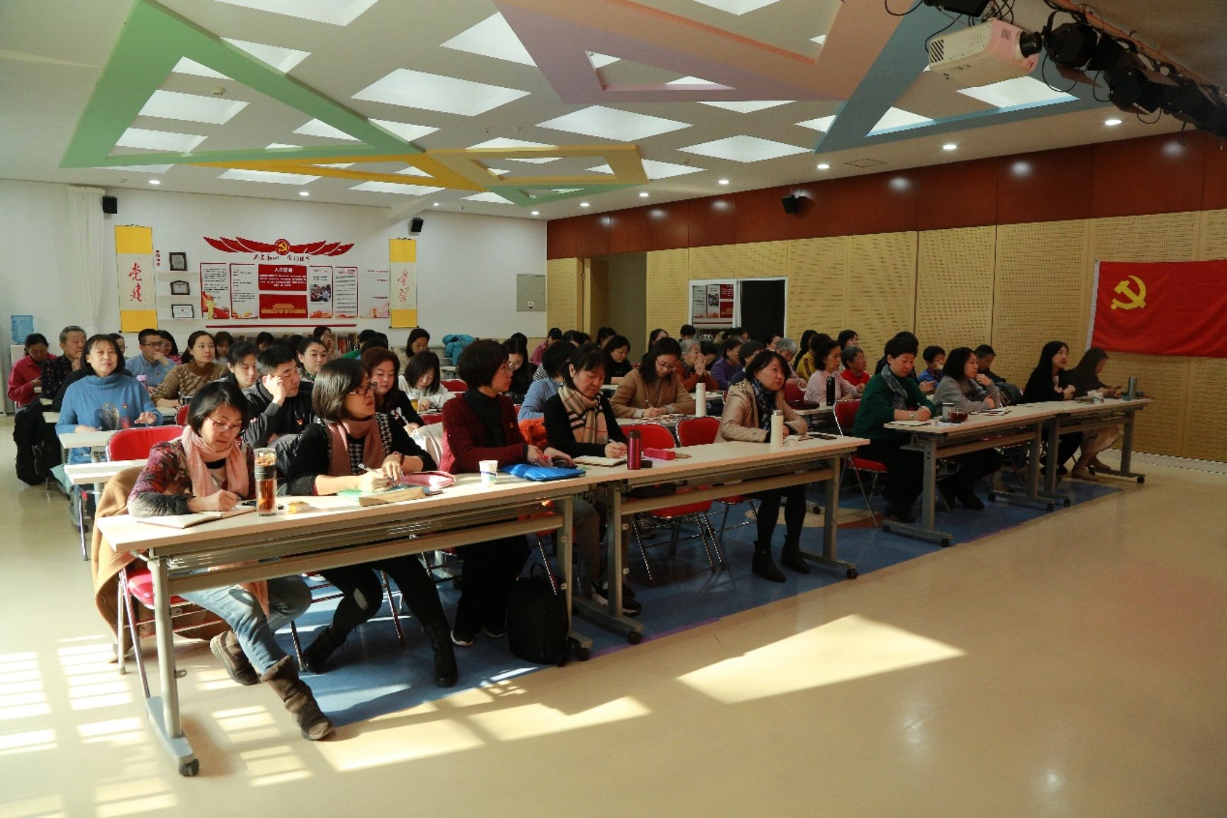 D:\党总支\总支第一届委员选举2020.01.15\新闻\S60A6950.JPG