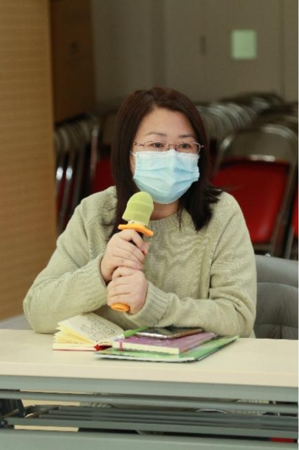 D:\照片影音资料\2021.1.12 家长在线座谈会-精选\2021.1.12 家长在线座谈会-精选\S60A3756.JPG