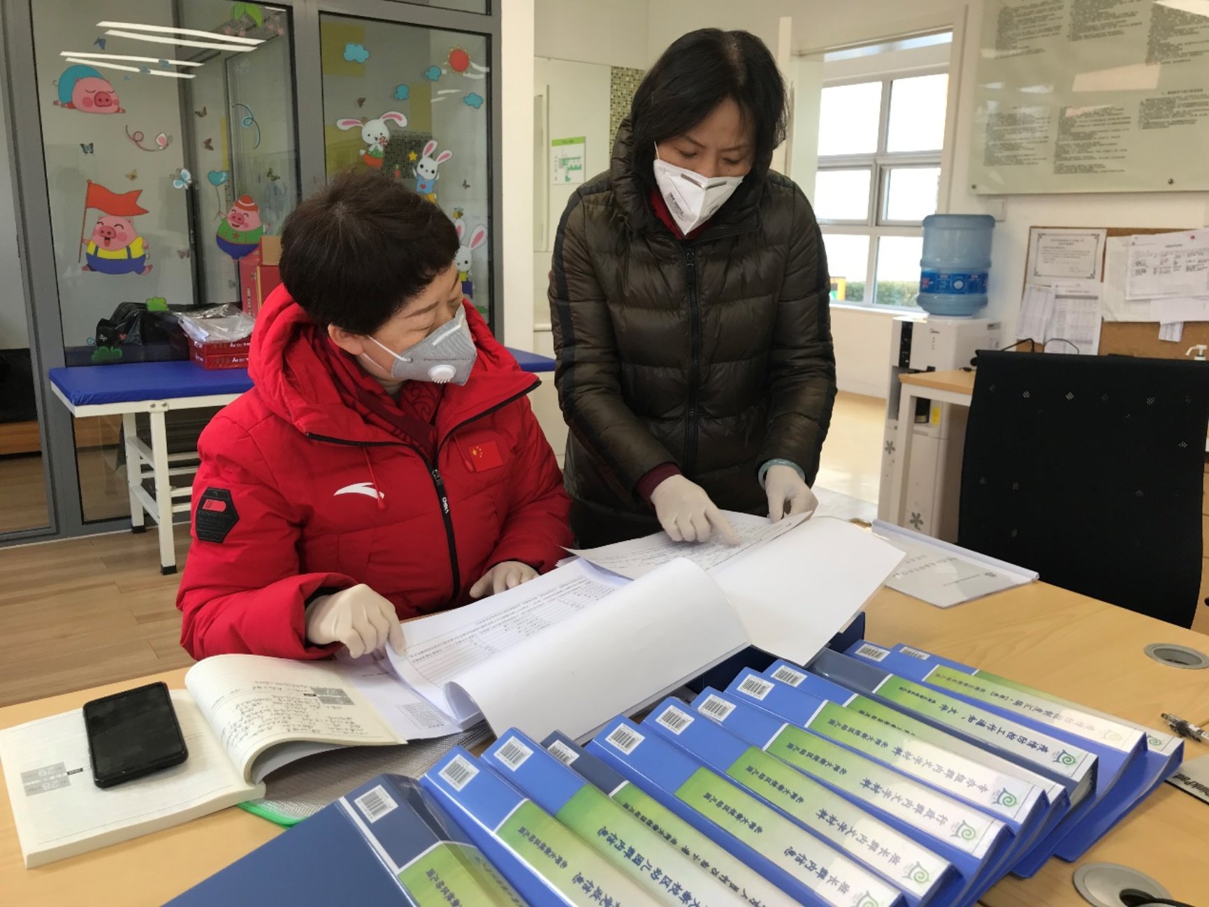 图片包含 室内&#xA;&#xA;描述已自动生成